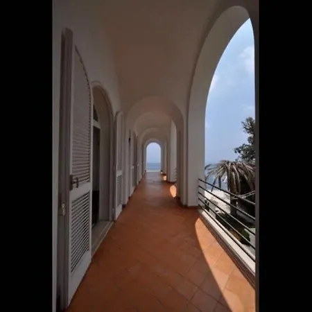 Apartment Lo Smeraldo Capri